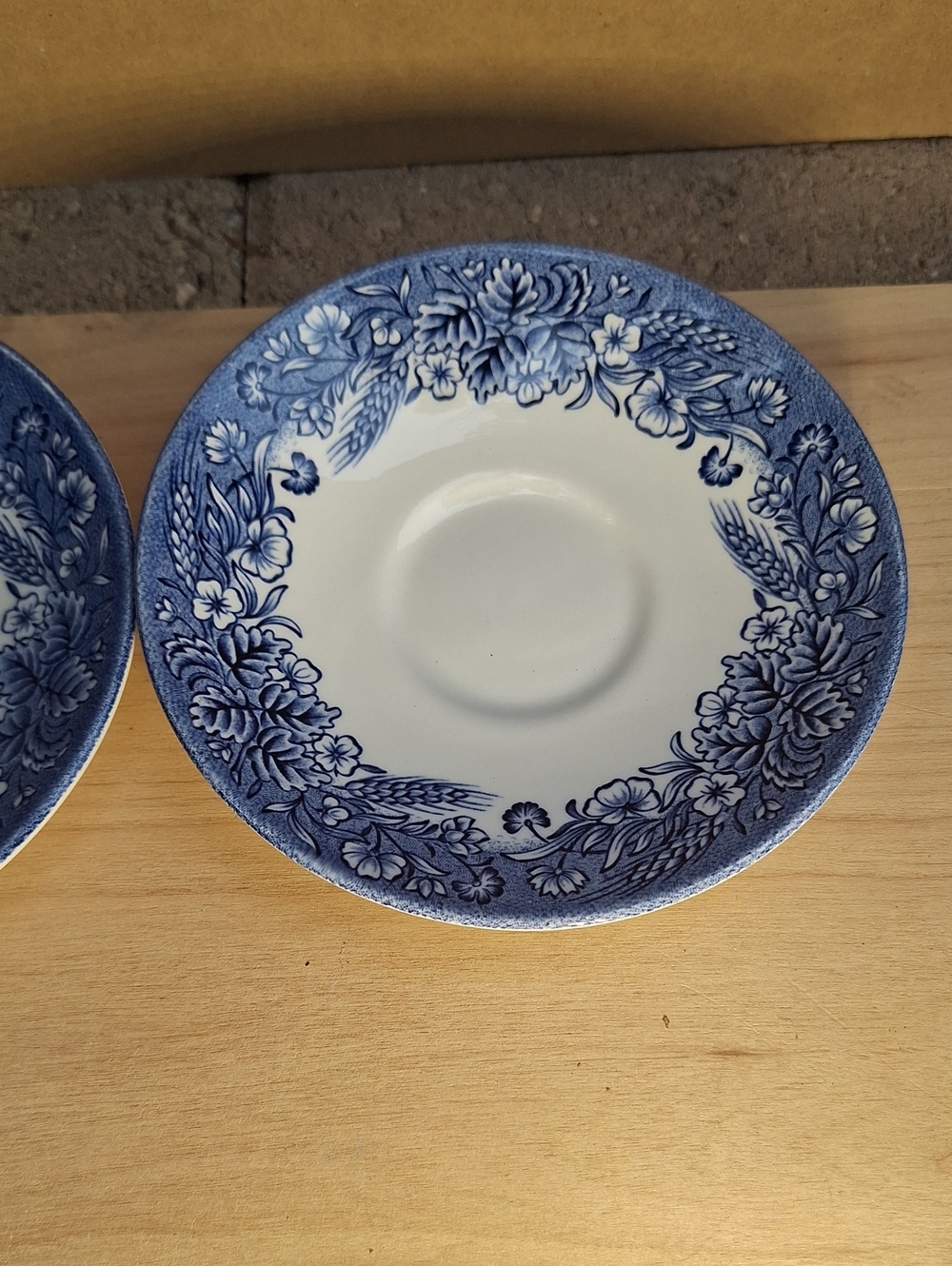 Churchill China England white ceramic 2 saucers blue and white - Picture 3 of 9